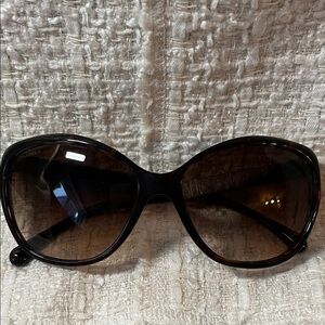 Authentic slightly used Chanel Sunglasses tortoise 5309-b c.714/S5